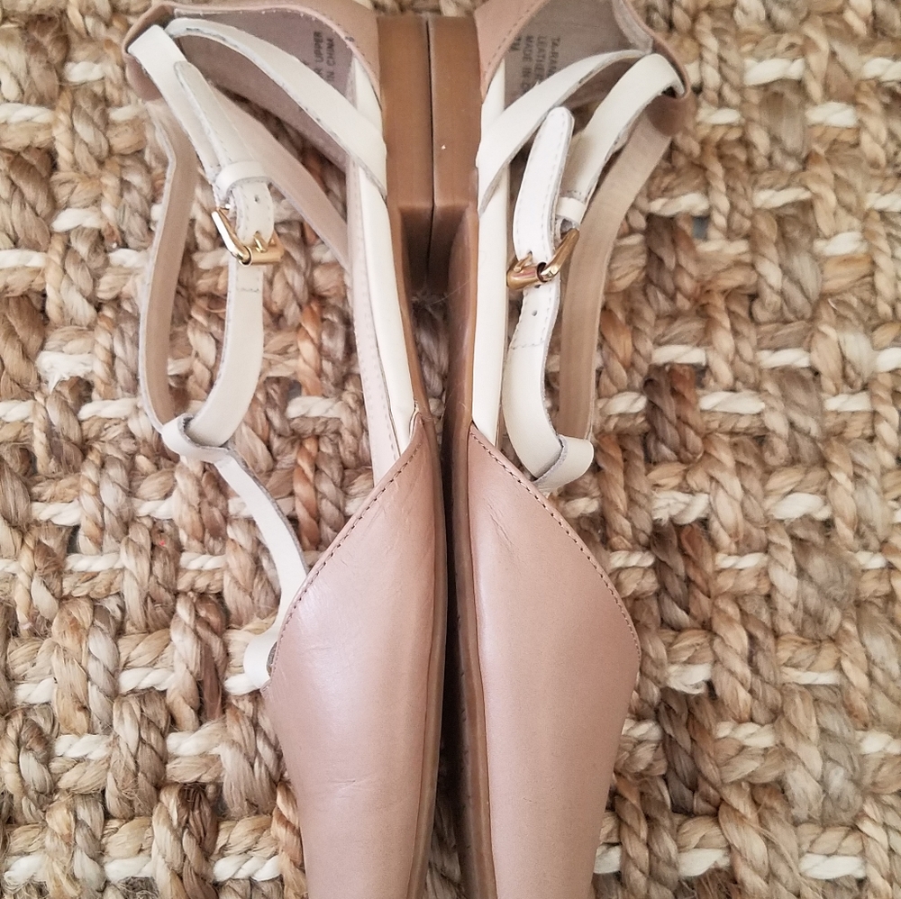 Tahari Randy Pointed Toe Flats - Picture 3 of 7